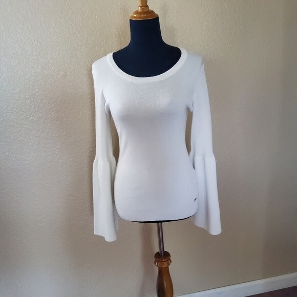 DKNY Ribbed Bell Sleeve Weater Top S White New - Picture 4 of 10